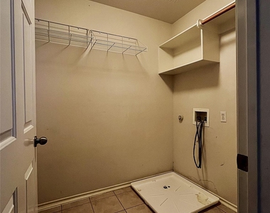 6111 Morningshire Lane - Photo Thumbnail 22