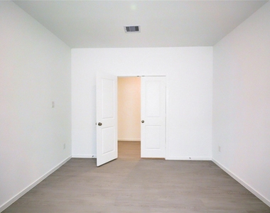 26606 Honeydew Green Lane - Photo Thumbnail 17