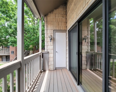 2829 Timmons Lane - Photo Thumbnail 20