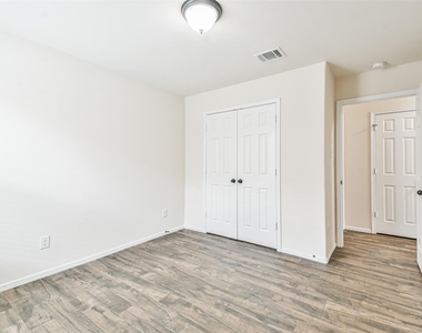 5518 Casa Mila Drive - Photo Thumbnail 22