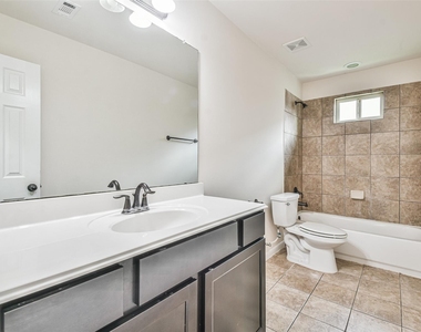 5518 Casa Mila Drive - Photo Thumbnail 20
