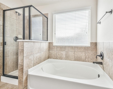 5518 Casa Mila Drive - Photo Thumbnail 14