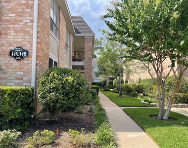 2224 S Piney Point Road - Photo Thumbnail 26