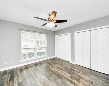 2224 S Piney Point Road - Photo Thumbnail 13