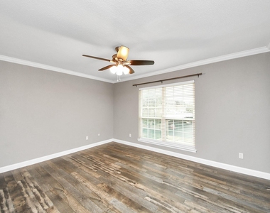 2224 S Piney Point Road - Photo Thumbnail 19