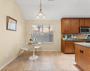 31 Pleasant Point Place - Photo Thumbnail 32