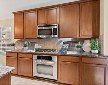 31 Pleasant Point Place - Photo Thumbnail 35