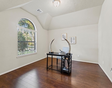 31 Pleasant Point Place - Photo Thumbnail 28