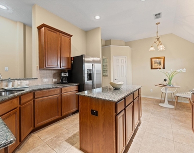 31 Pleasant Point Place - Photo Thumbnail 1