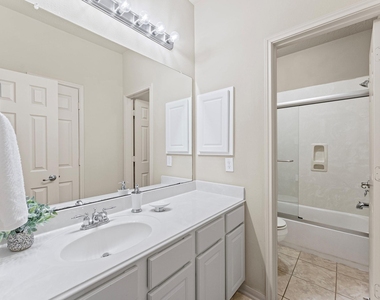31 Pleasant Point Place - Photo Thumbnail 12