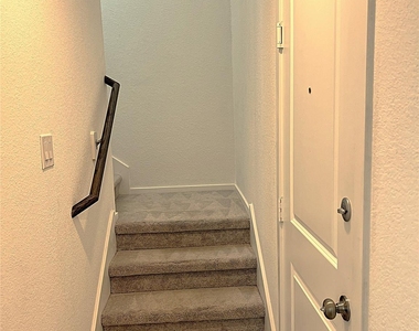 18210 Via Aurelia Drive - Photo Thumbnail 9