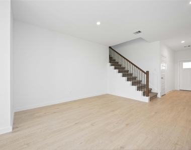 31622 Farlam Farms Trail - Photo Thumbnail 13