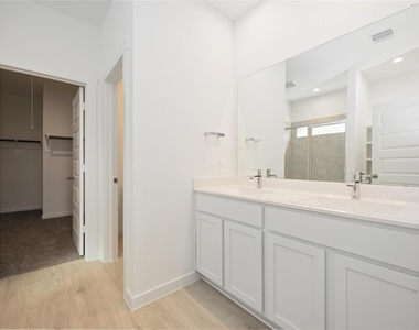 31622 Farlam Farms Trail - Photo Thumbnail 16