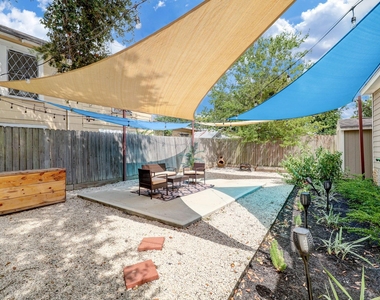 4801 Avenue H - Photo Thumbnail 29