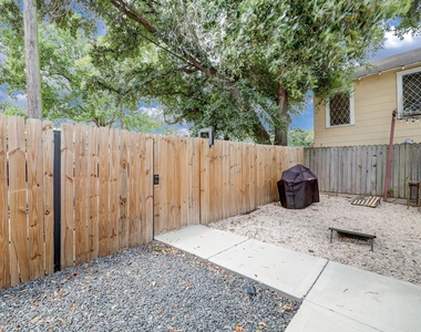 4801 Avenue H - Photo Thumbnail 28