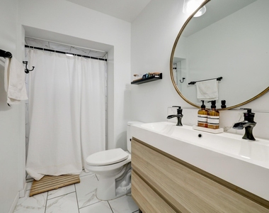 4801 Avenue H - Photo Thumbnail 25