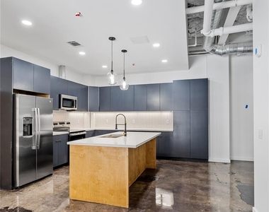 3401 Louisiana - Photo Thumbnail 1