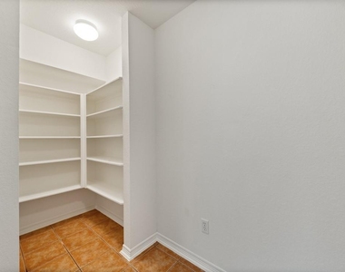 1014 Cavern Brook Lane - Photo Thumbnail 12
