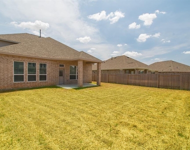 30014 Twisting Springs Drive - Photo Thumbnail 26