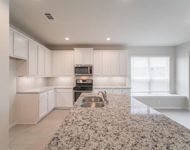 30014 Twisting Springs Drive - Photo Thumbnail 10