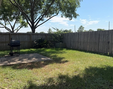 16930 Blue Mist Circle - Photo Thumbnail 15