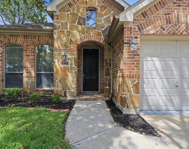 4303 Wellington Grove Lane - Photo Thumbnail 1