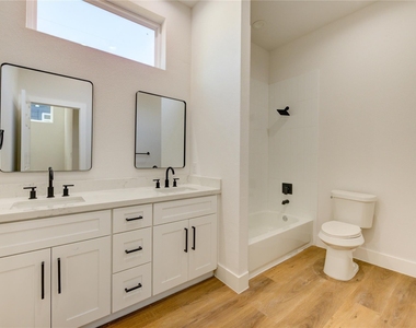 1211 Dewalt Street - Photo Thumbnail 21