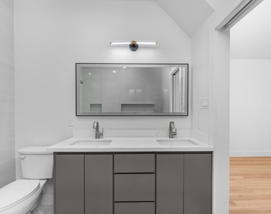 2314 Barbee Street - Photo Thumbnail 10