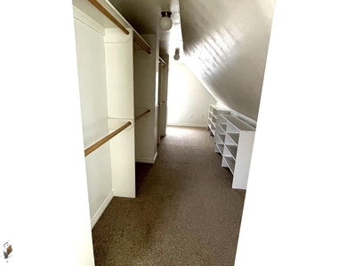 4122 Drake Street - Photo Thumbnail 4