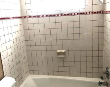 4122 Drake Street - Photo Thumbnail 18