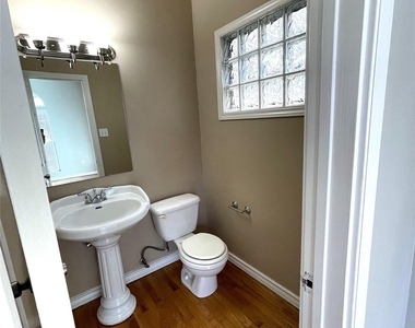 4122 Drake Street - Photo Thumbnail 11