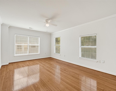 4390 Harvest Lane - Photo Thumbnail 14