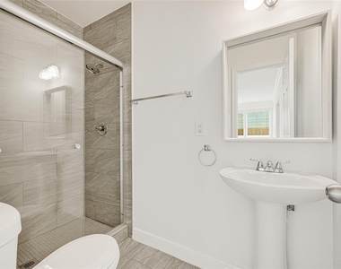4390 Harvest Lane - Photo Thumbnail 12