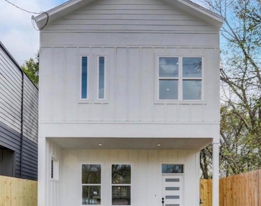 1217 Dewalt Street - Photo Thumbnail 2