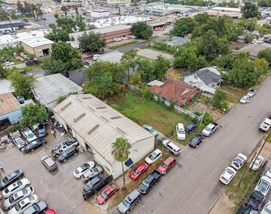 8930 Bellflower Street - Photo Thumbnail 4