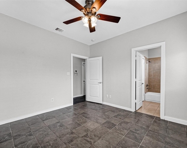 2352 Sperber Lane - Photo Thumbnail 18