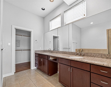 2352 Sperber Lane - Photo Thumbnail 30
