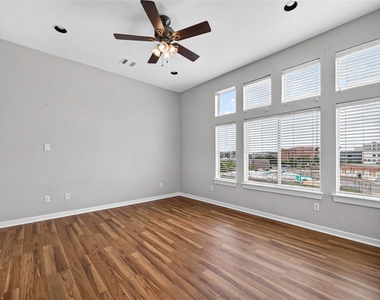 2352 Sperber Lane - Photo Thumbnail 26
