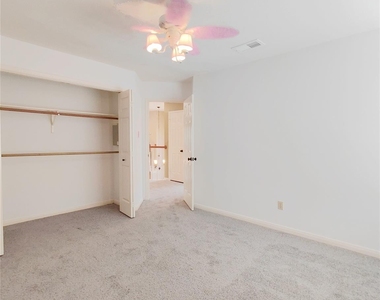 5019 Greenriver Valley Drive - Photo Thumbnail 14