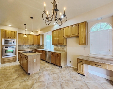 5019 Greenriver Valley Drive - Photo Thumbnail 4
