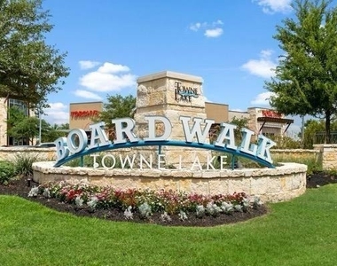 7538 Coral Terrace Drive - Photo Thumbnail 38