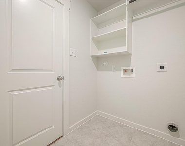 7538 Coral Terrace Drive - Photo Thumbnail 17