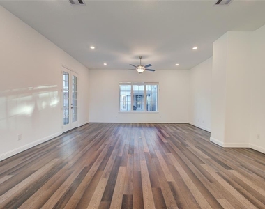 1415 Adell Rose Lane - Photo Thumbnail 42
