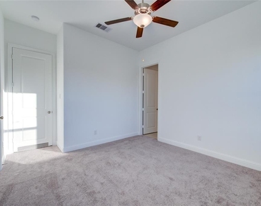1415 Adell Rose Lane - Photo Thumbnail 22
