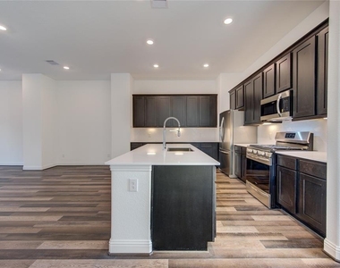 1415 Adell Rose Lane - Photo Thumbnail 31