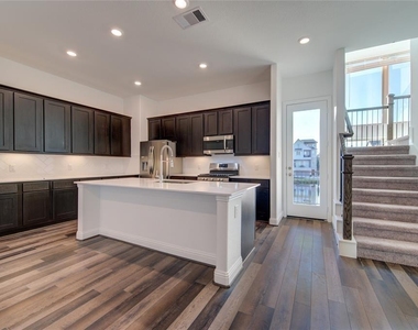 1415 Adell Rose Lane - Photo Thumbnail 28