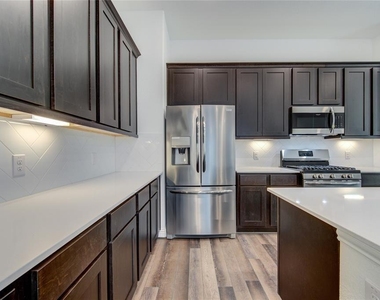 1415 Adell Rose Lane - Photo Thumbnail 35