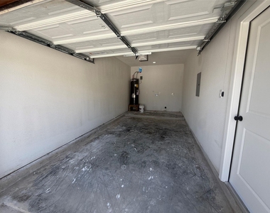 9508 Quaker Court - Photo Thumbnail 16
