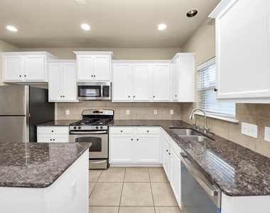 6106 Grassy Haven Lane - Photo Thumbnail 3