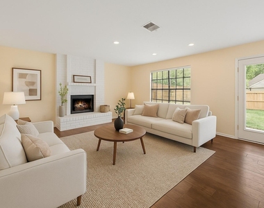 3807 Forest Village Drive - Photo Thumbnail 12